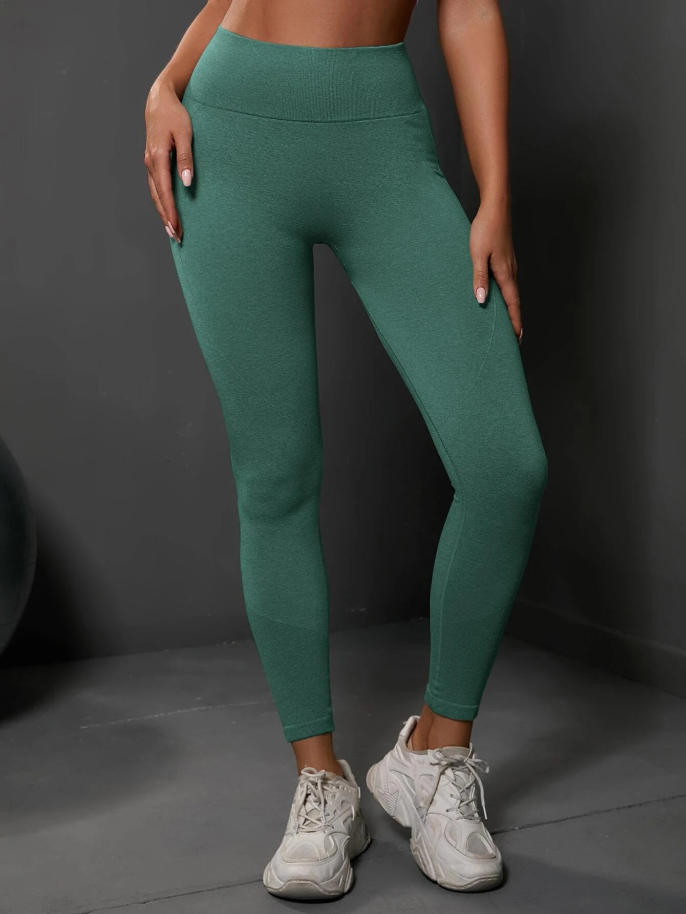 LEGGINS CON PUSH UP VERDE